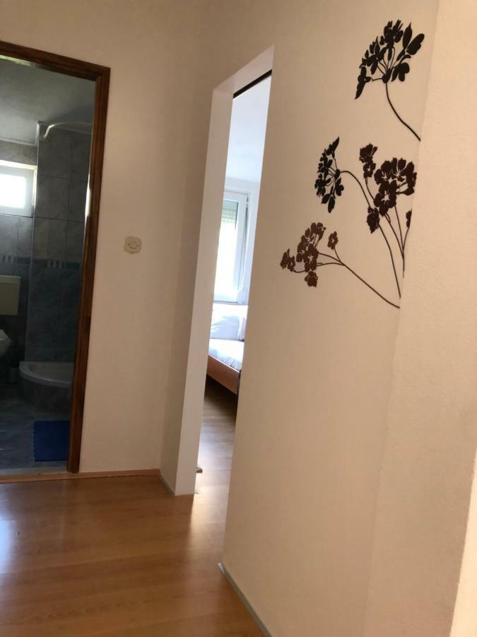 Apartman Polegubic Biograd Na Moru Exterior foto